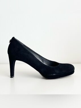 Stuart Weitzman Women's Suede Pumps Heels Size 9 Platform Elegant Formal Office